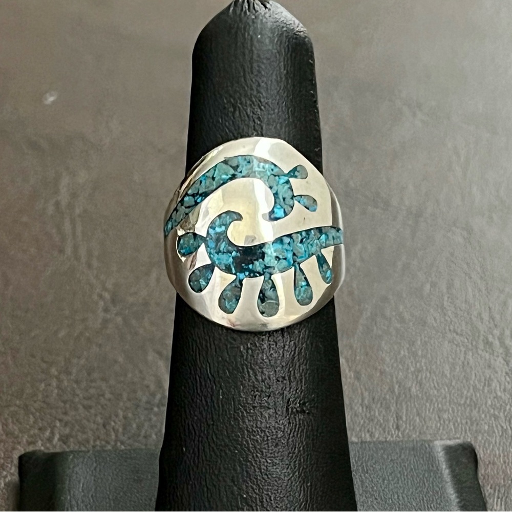Vintage Taxco Mexico sterling silver and crushed turquoise inlay ring